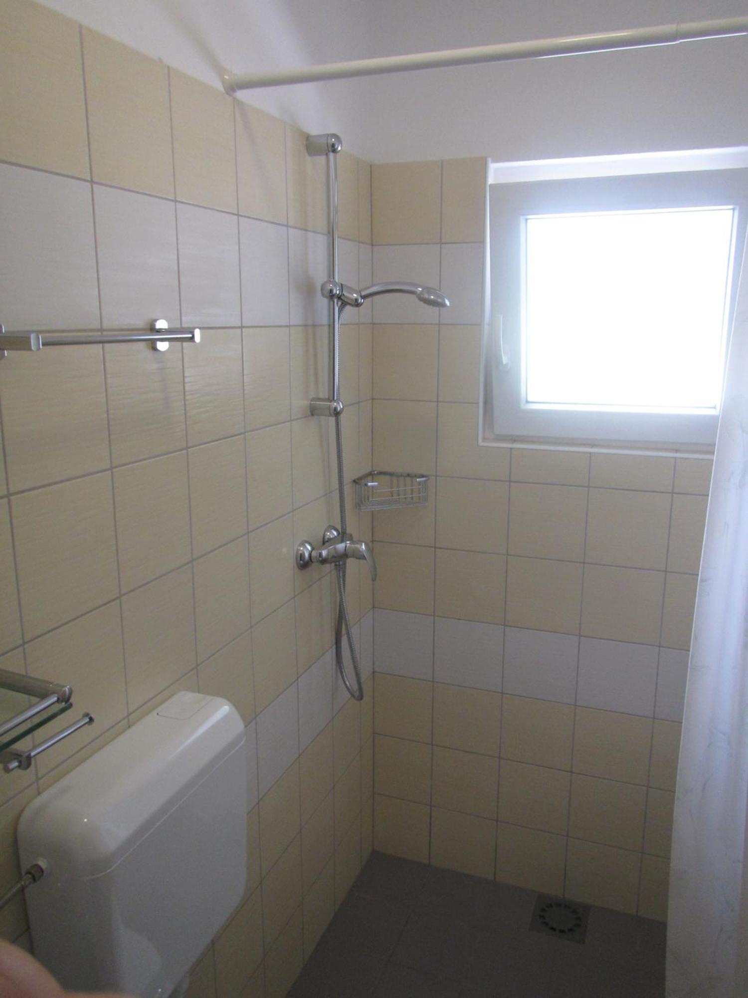 Apartma Kamp อายดอฟช์ชีนา ภายนอก รูปภาพ