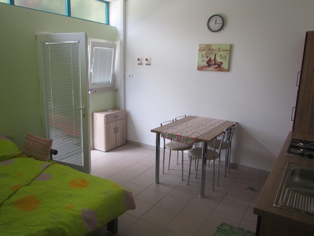 Apartma Kamp อายดอฟช์ชีนา ภายนอก รูปภาพ