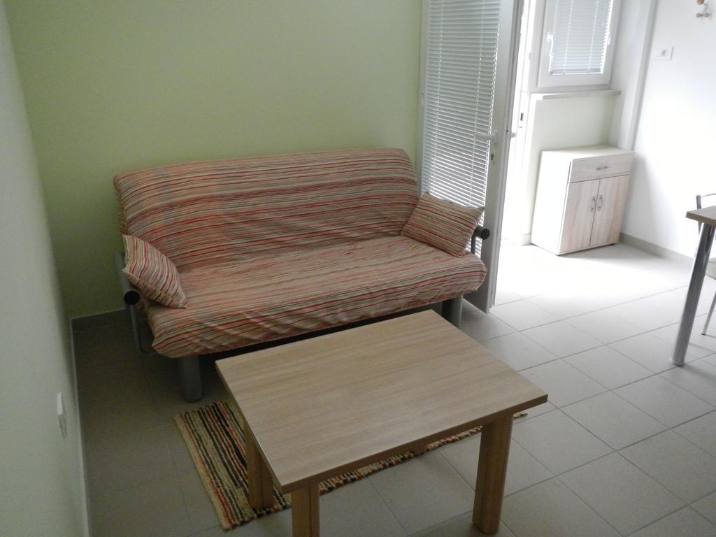 Apartma Kamp อายดอฟช์ชีนา ภายนอก รูปภาพ